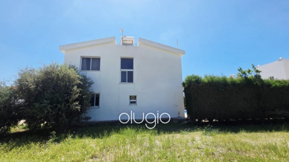 Detached Villa For Sale in Yeroskipou
