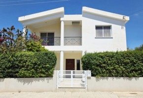 Detached Villa For Sale in Yeroskipou