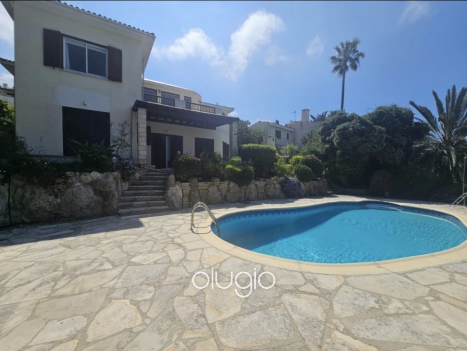 Detached Villa For Sale in Kamares - Tala