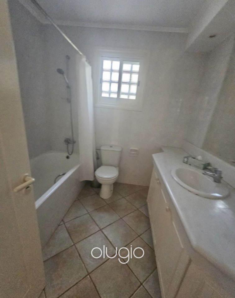 Detached Villa For Sale in Kamares - Tala