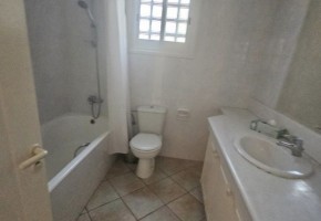 Detached Villa For Sale in Kamares - Tala