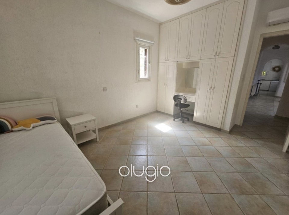 Detached Villa For Sale in Kamares - Tala