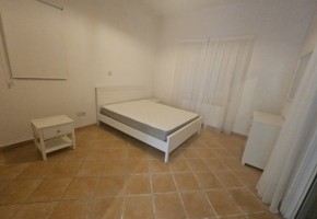 Detached Villa For Sale in Kamares - Tala