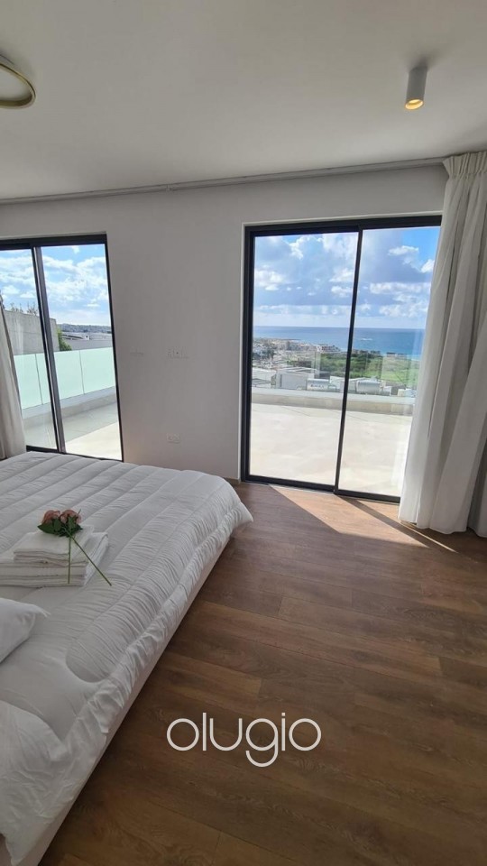 Detached Villa For Rent in Chloraka