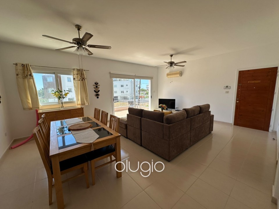 Apartment For Rent in Kato Paphos