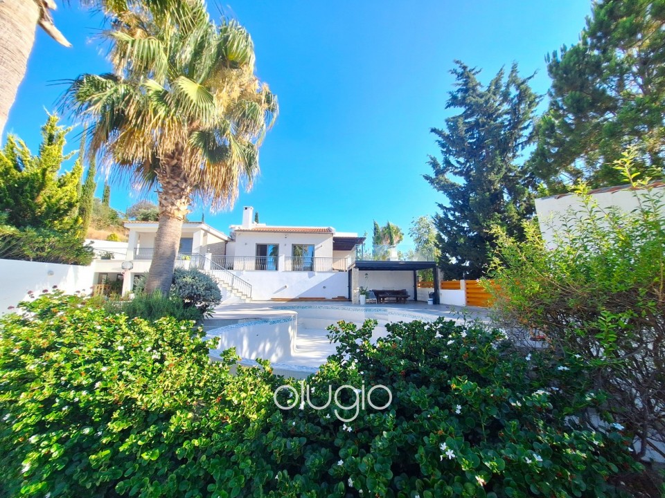 Detached Villa For Rent in Choletria