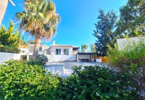 Detached Villa For Rent in Choletria, Paphos - SL24648