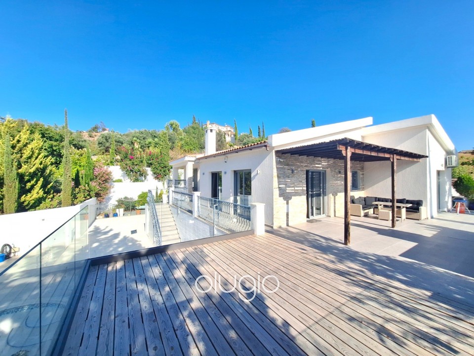 Detached Villa For Rent in Choletria