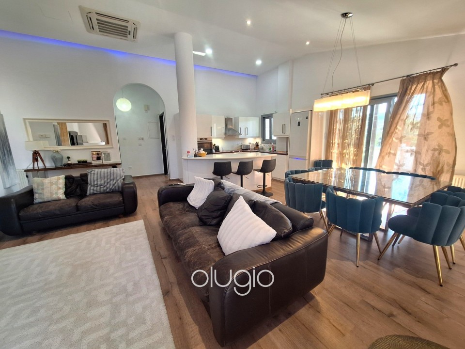 Detached Villa For Rent in Choletria