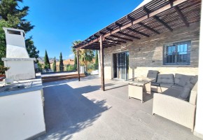Detached Villa For Rent in Choletria