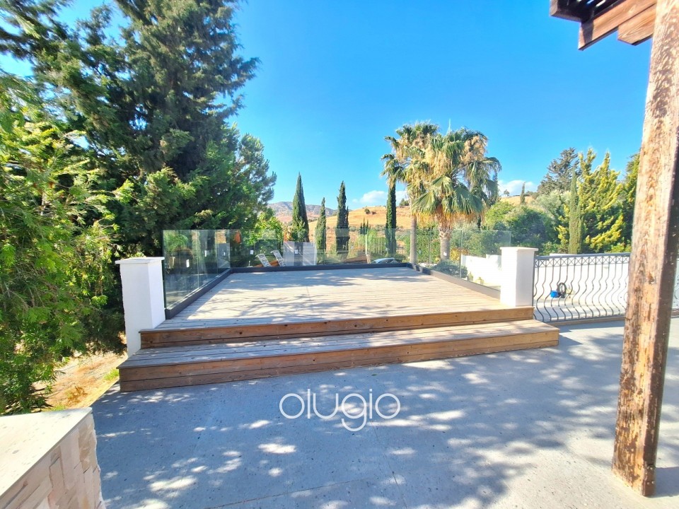 Detached Villa For Rent in Choletria