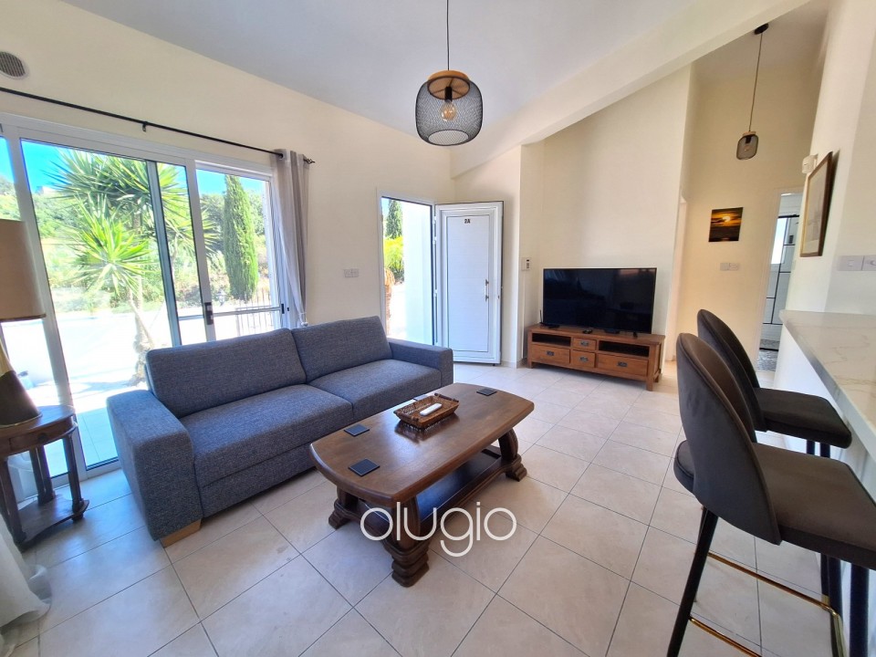 Bungalow For Sale in Polemi