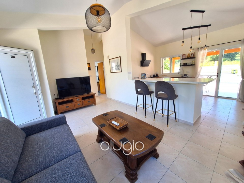 Bungalow For Sale in Polemi
