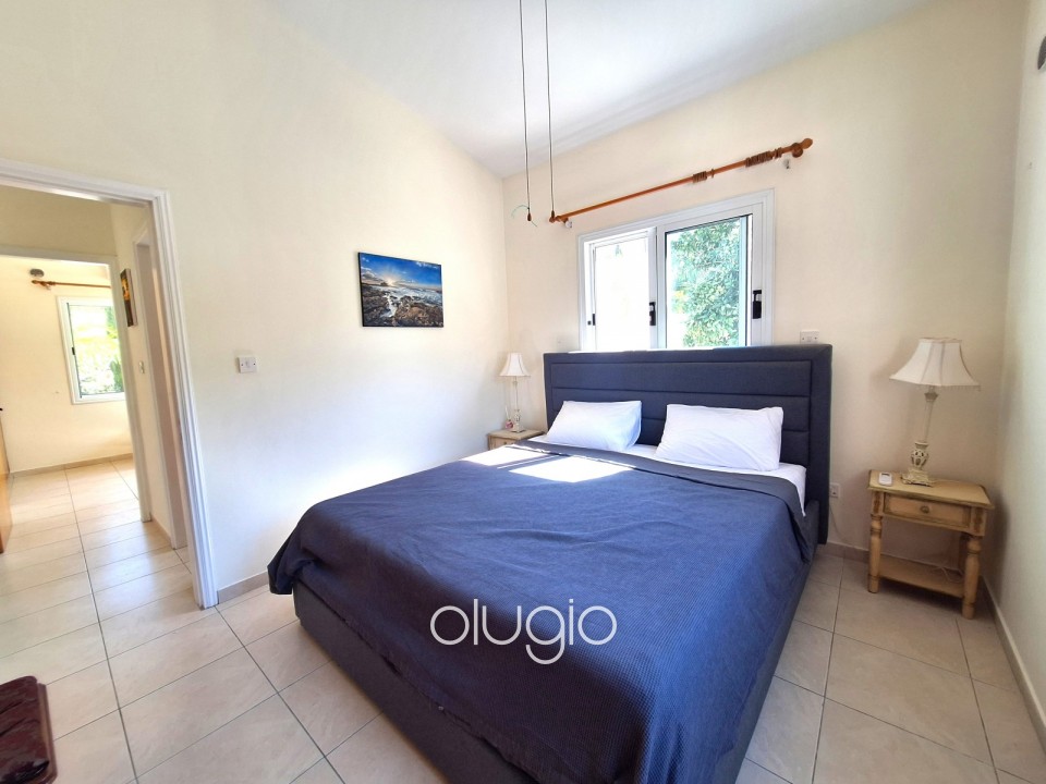 Bungalow For Sale in Polemi
