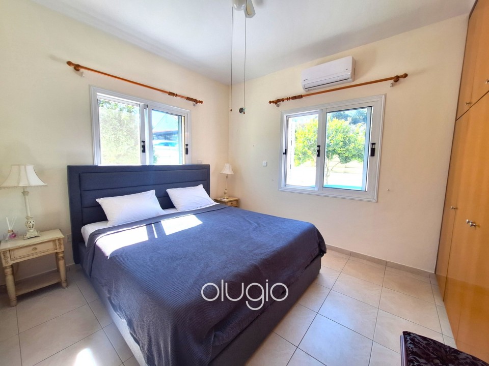 Bungalow For Sale in Polemi