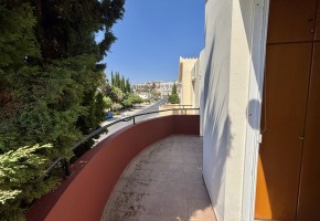 Detached Villa For Sale in Universal