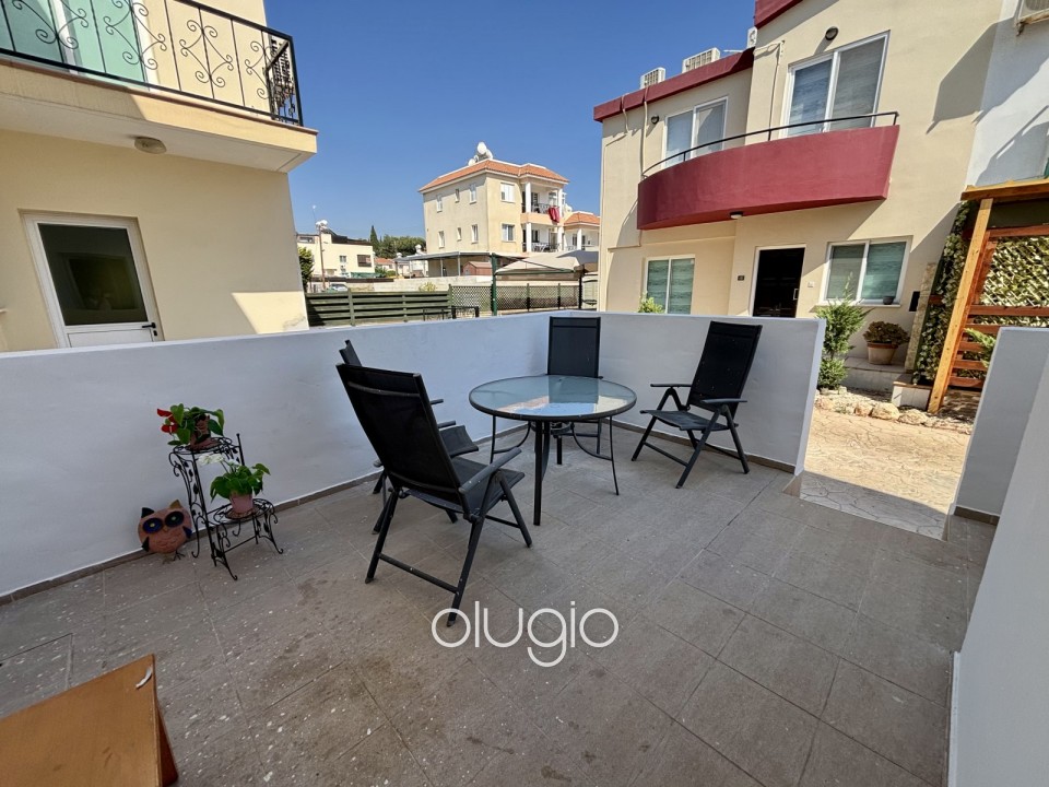 Detached Villa For Sale in Universal