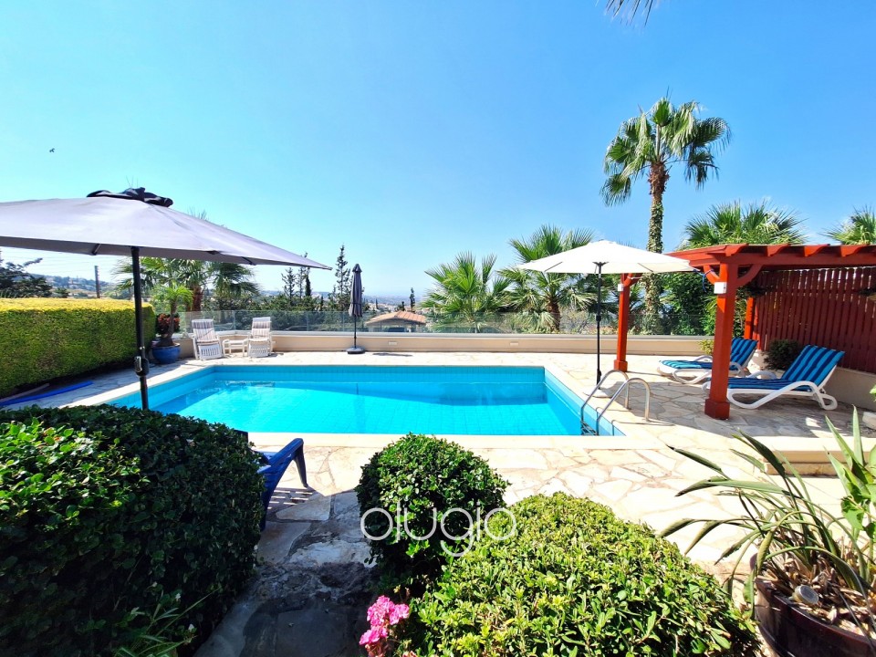 Bungalow For Sale in Koili