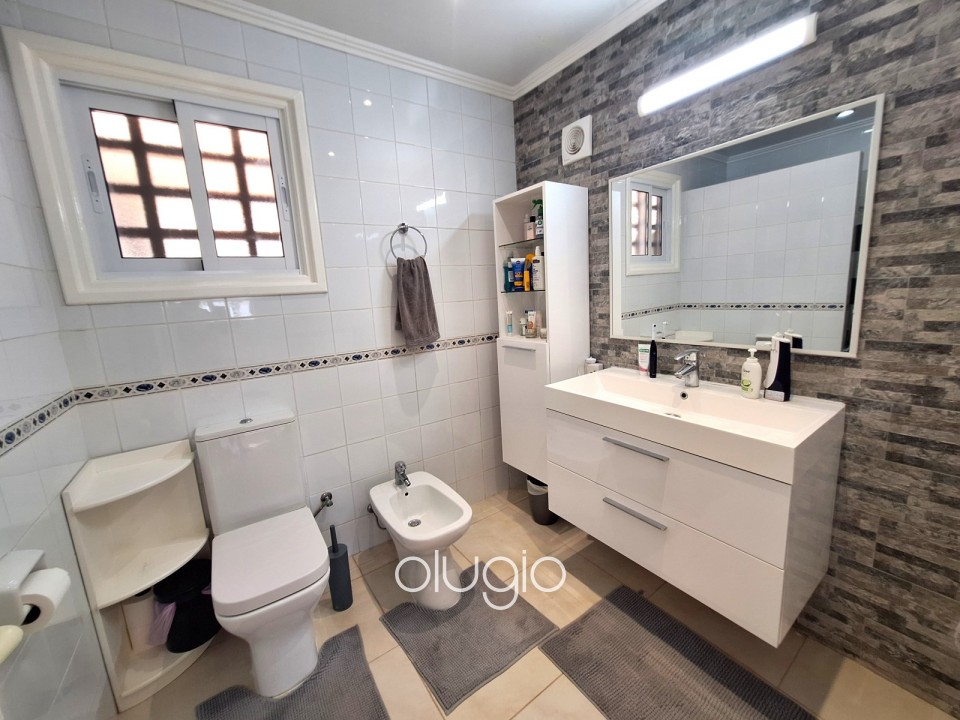Bungalow For Sale in Koili