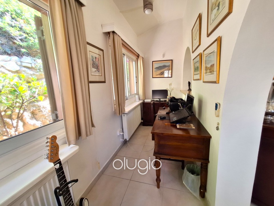 Bungalow For Sale in Koili