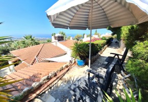 Bungalow For Sale in Koili