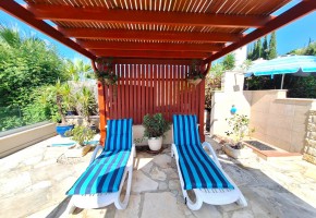 Bungalow For Sale in Koili