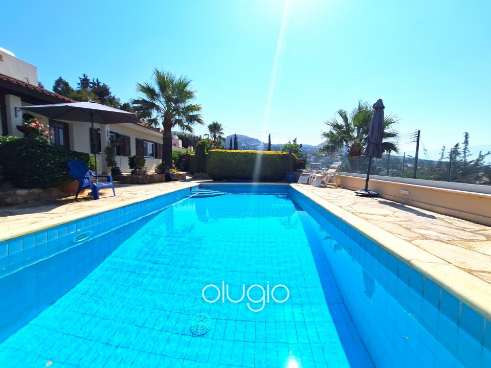 Bungalow For Sale in Koili