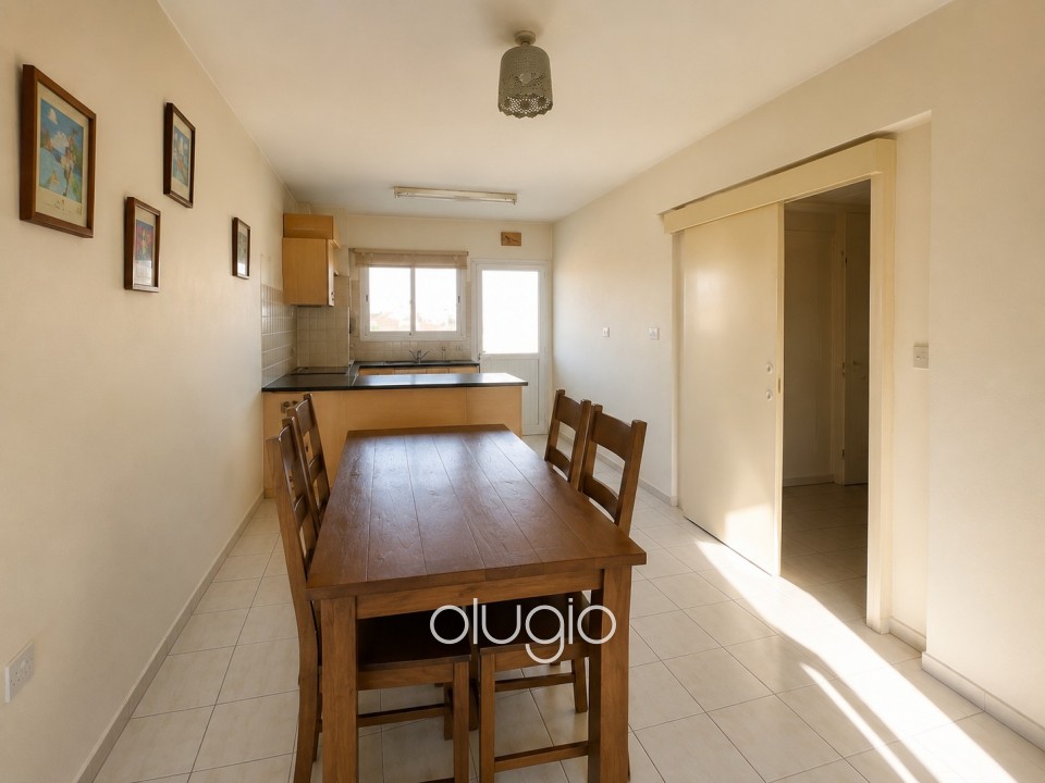 Apartment For Sale in Chloraka