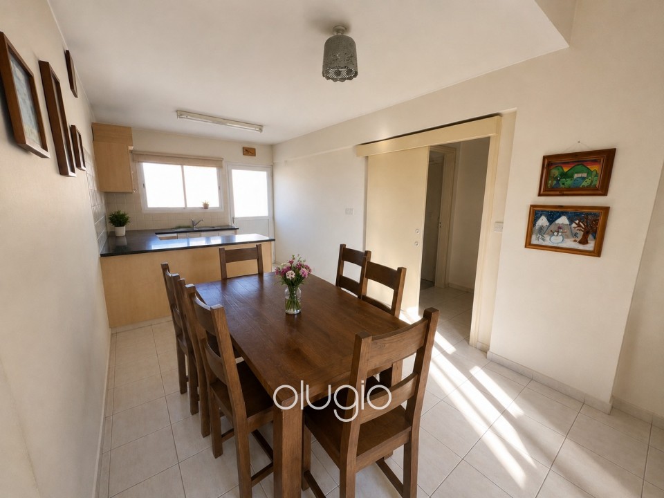 Apartment For Sale in Chloraka
