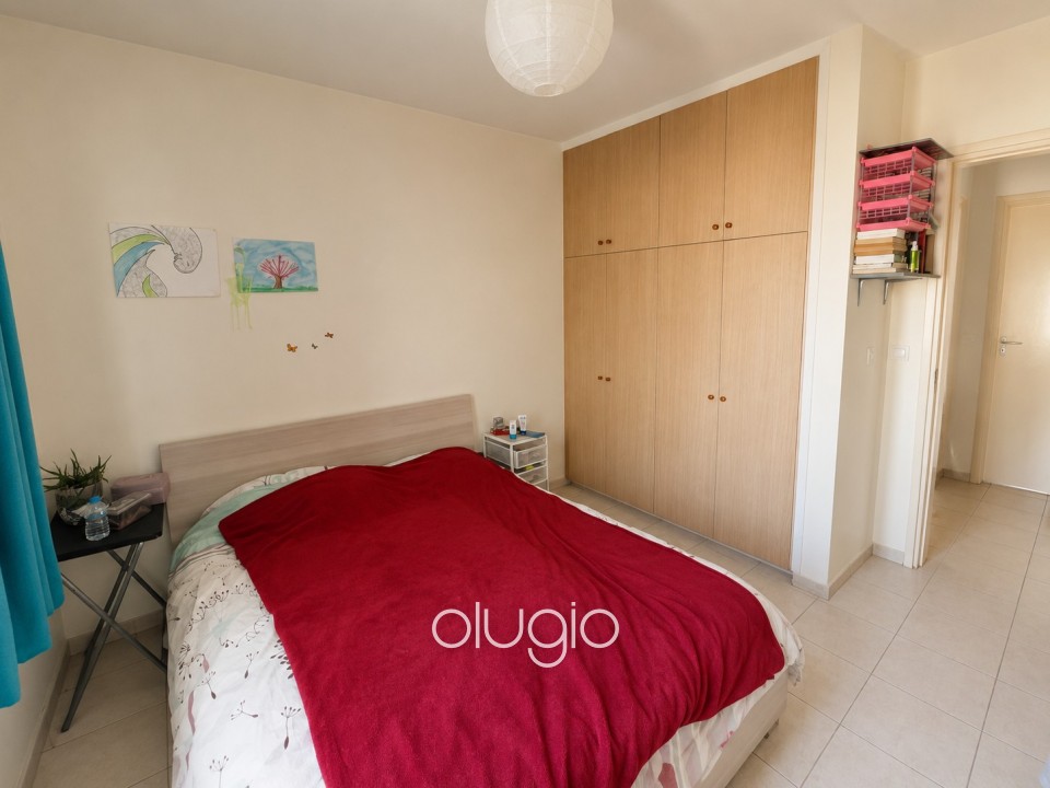Apartment For Sale in Chloraka
