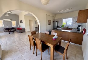 Detached Villa For Sale in Peyia