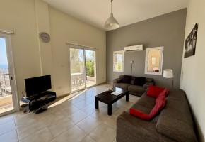 Detached Villa For Sale in Peyia