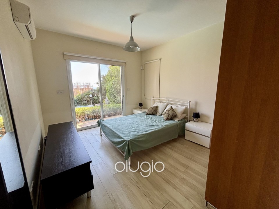 Detached Villa For Sale in Peyia