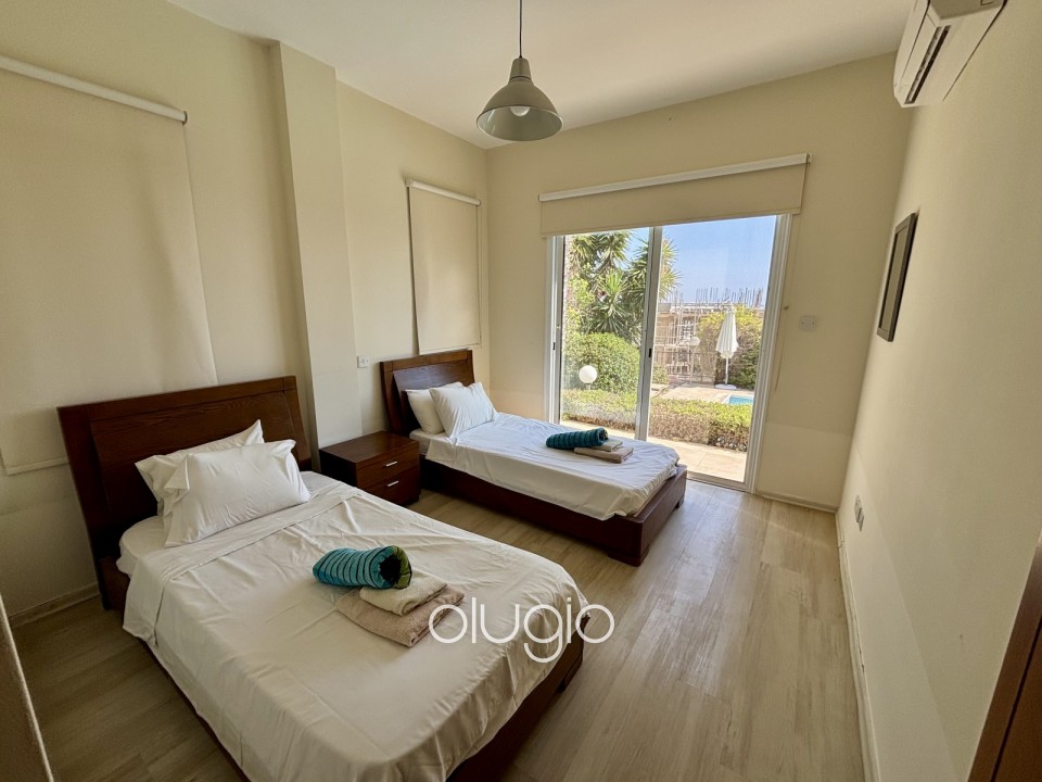 Detached Villa For Sale in Peyia