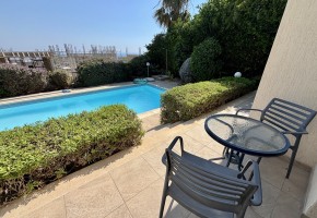 Detached Villa For Sale in Peyia