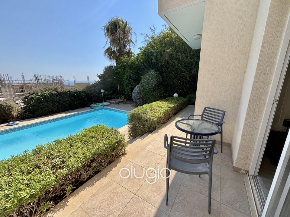 Detached Villa For Sale in Peyia