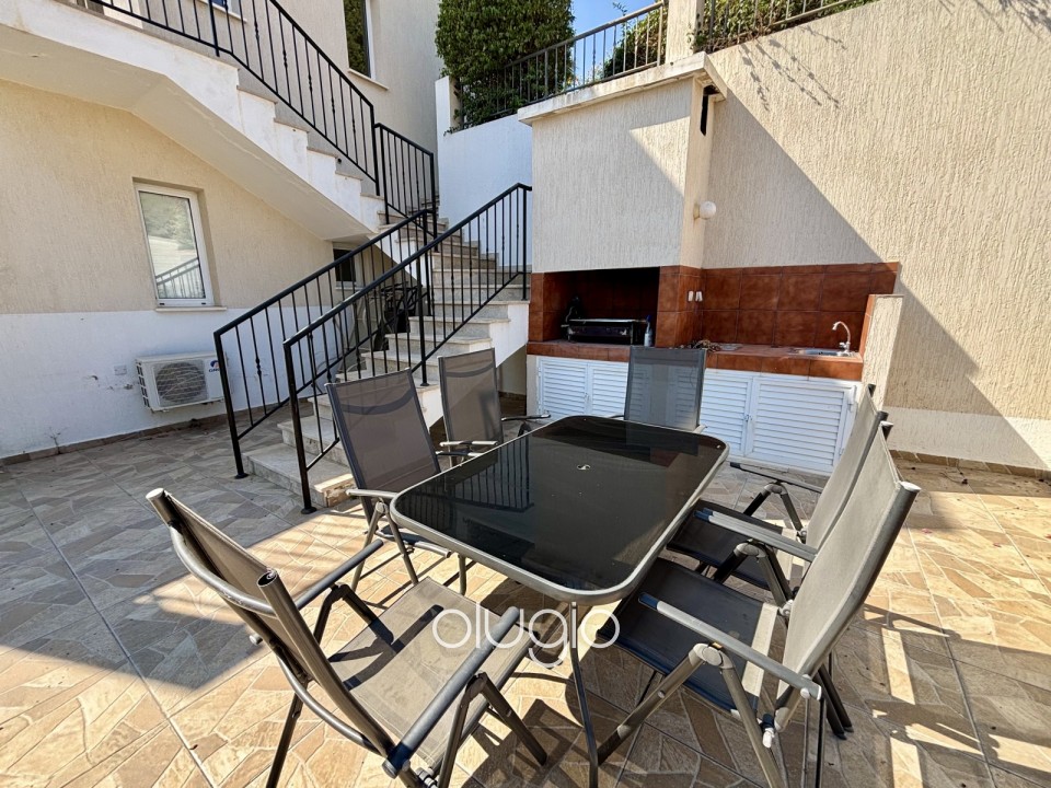 Detached Villa For Sale in Peyia