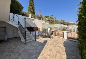 Detached Villa For Sale in Peyia