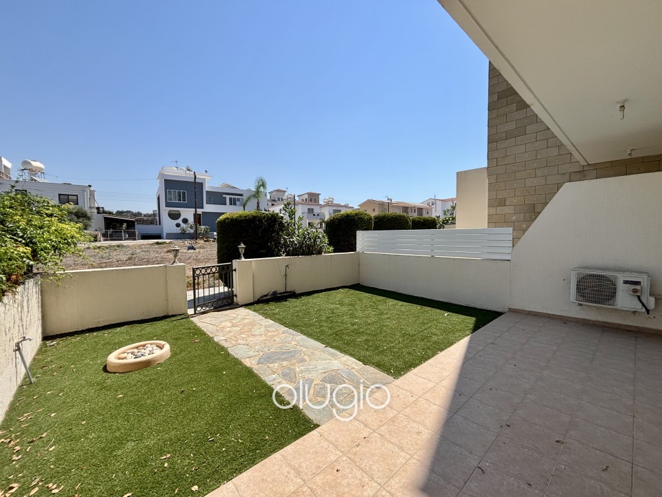 Apartment For Sale  in  Tombs of the Kings