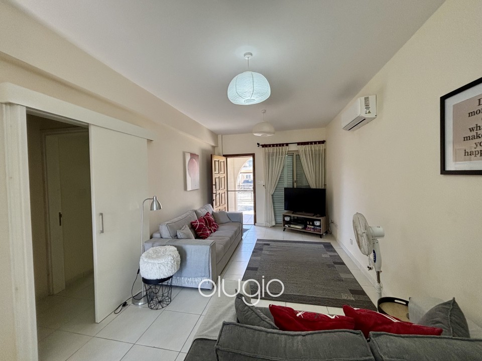 Apartment For Sale  in  Tombs of the Kings