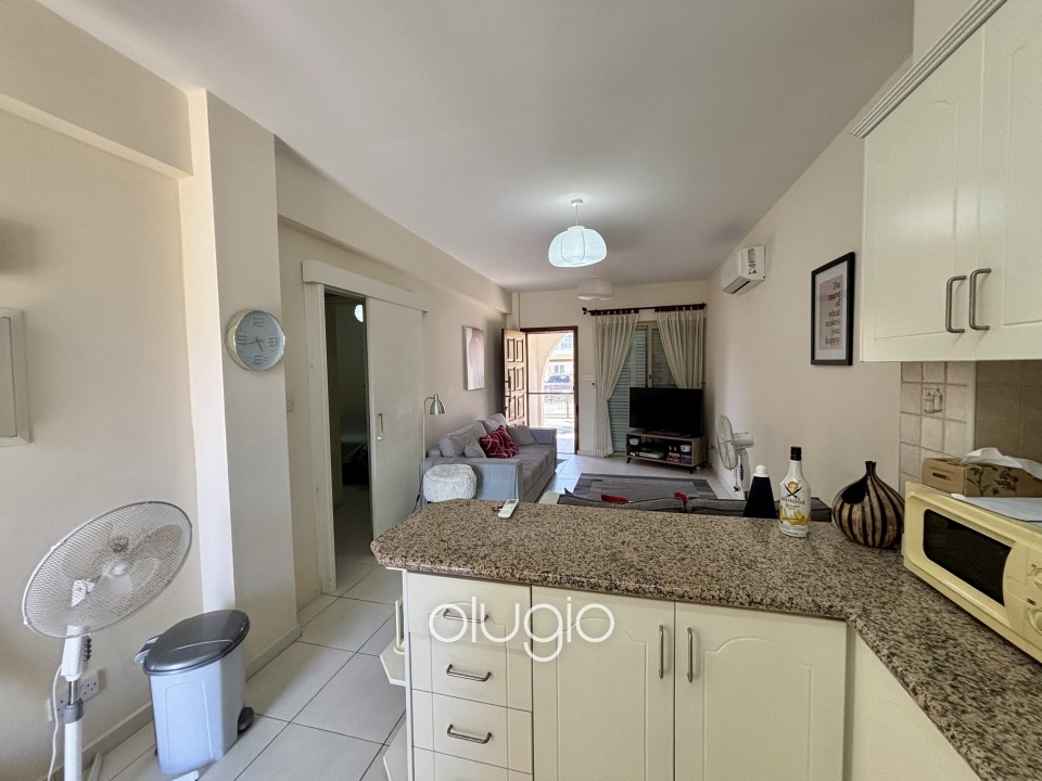 Apartment For Sale  in  Tombs of the Kings