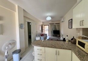 Apartment For Sale  in  Tombs of the Kings