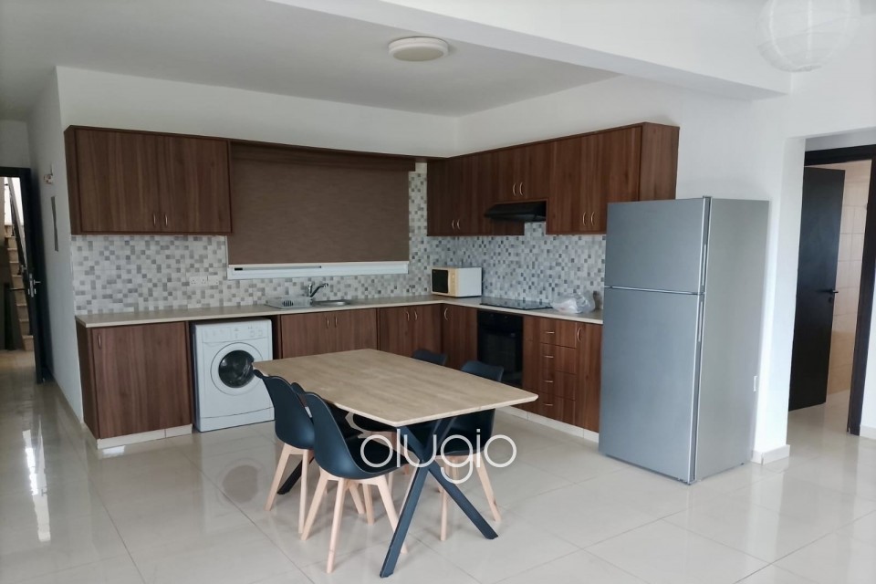 Apartment For Sale in Mesoyi