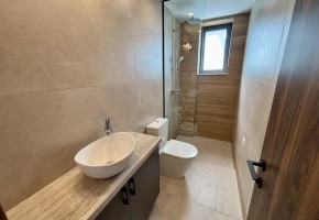 Detached Villa For Sale in Sea Caves - St.George