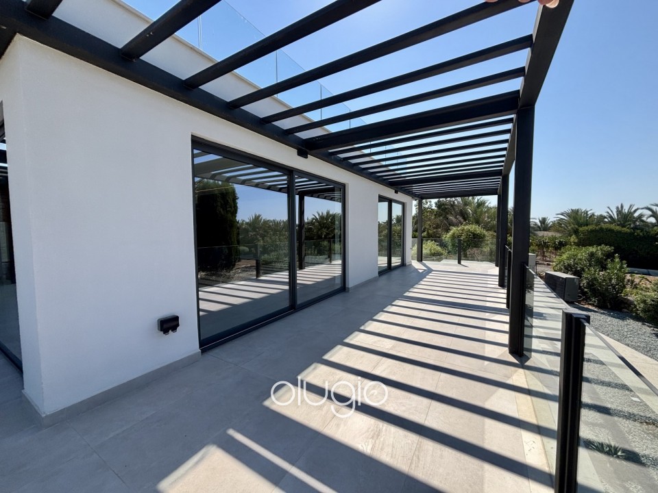 Detached Villa For Sale in Sea Caves - St.George