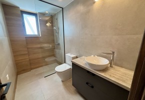 Detached Villa For Sale in Sea Caves - St.George