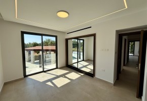 Detached Villa For Sale in Sea Caves - St.George