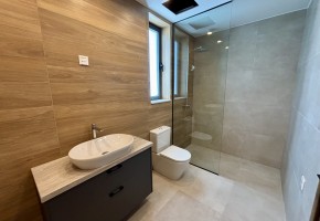 Detached Villa For Sale in Sea Caves - St.George