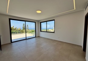 Detached Villa For Sale in Sea Caves - St.George