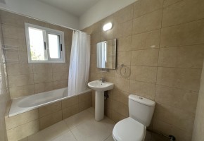 Apartment For Rent in Mesoyi